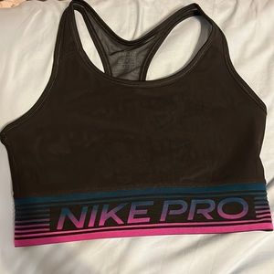 Nike Women’s Sports Bra